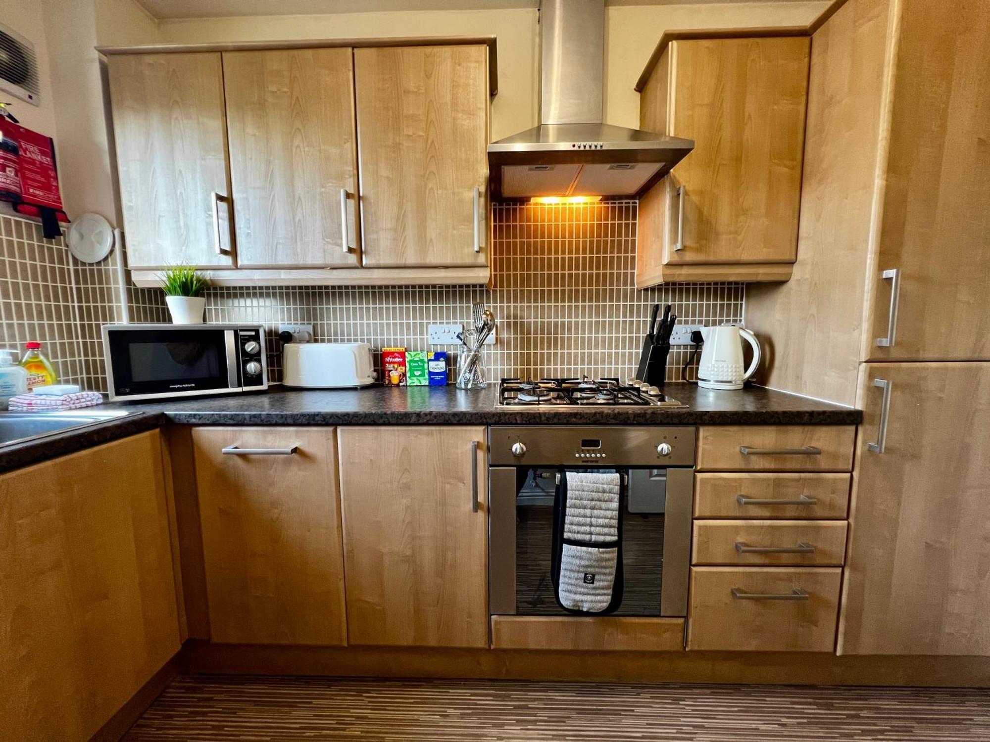 Апартаменты Stylish Modern Flat With Juliet Balcony & Parking Глазго Экстерьер фото