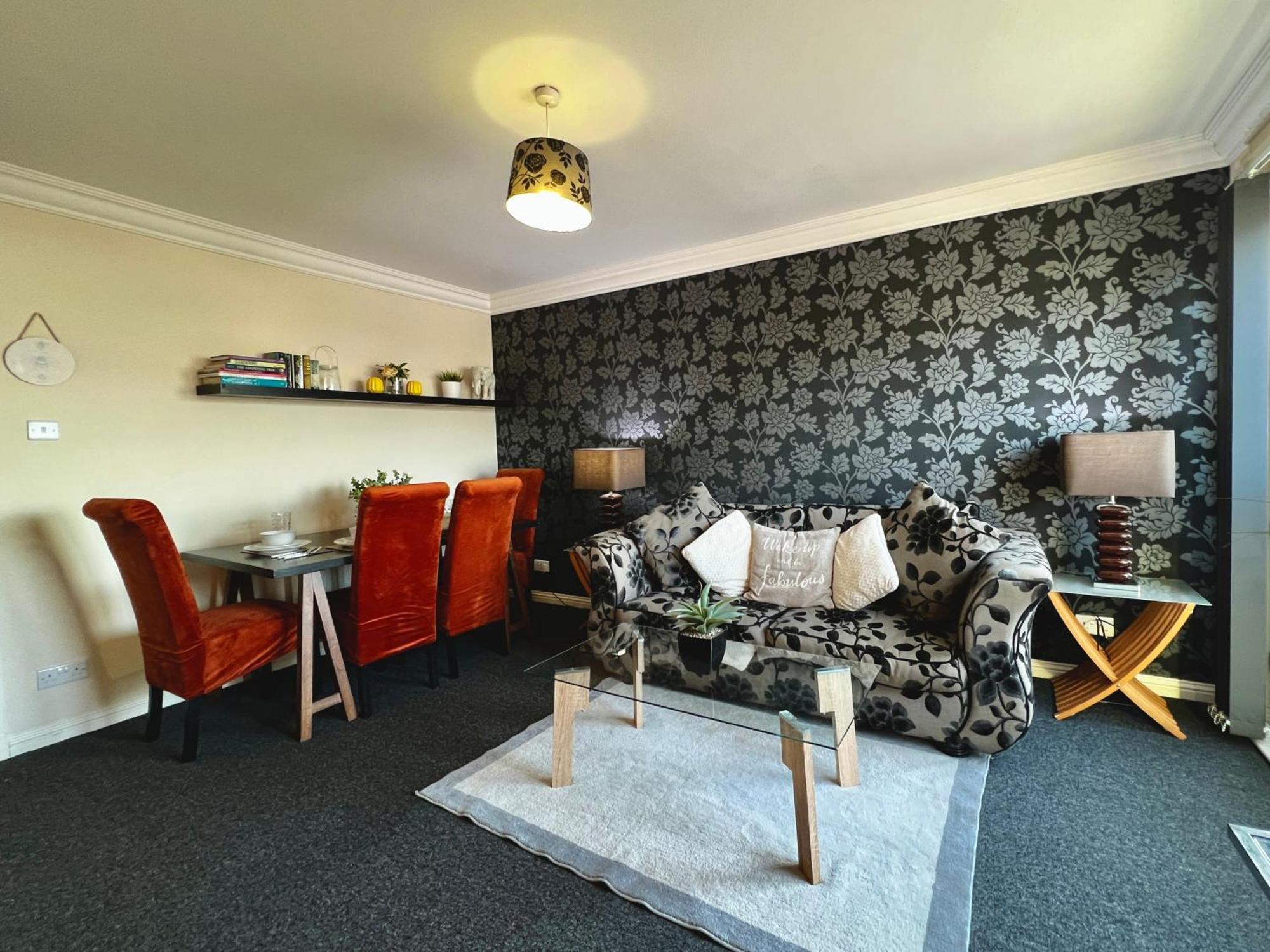 Апартаменты Stylish Modern Flat With Juliet Balcony & Parking Глазго Экстерьер фото